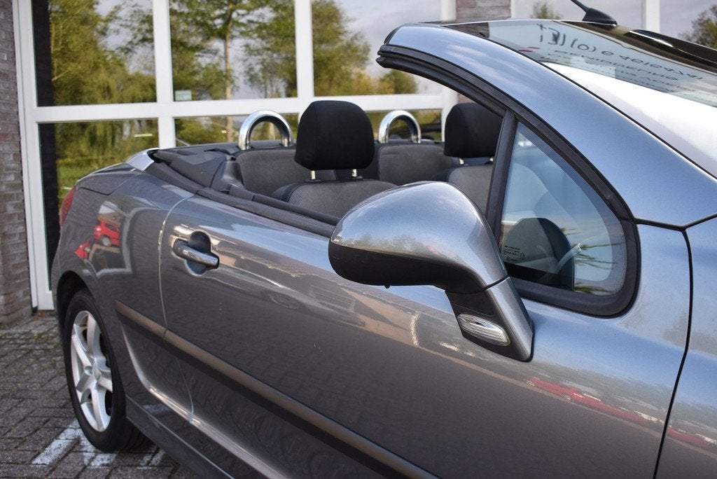 Peugeot 207 CC 1.6 VTi |Weinig kms|Hardtop|NLauto, Auto's, Voorwielaandrijving, Gebruikt, 4 cilinders, Cabriolet