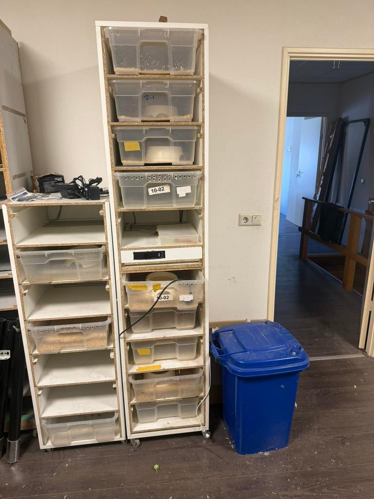 Slangen rack/kast, Dieren en Toebehoren, Reptielen en Amfibieën | Toebehoren, Ophalen, Gebruikt
