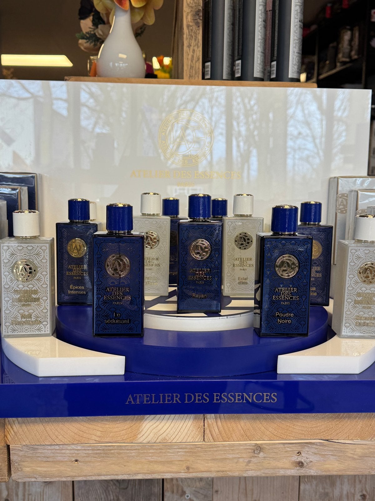 Parfum  ATELIER DES EESSENCES partij 31 x €50 €1550 waarde, Sieraden, Tassen en Uiterlijk, Uiterlijk | Parfum, Ophalen of Verzenden
