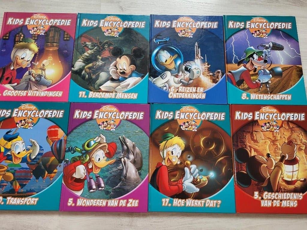 Disney kids encyclopedie 8 boeken vanaf 10 jaar, Boeken, Verzenden, Zo goed als nieuw