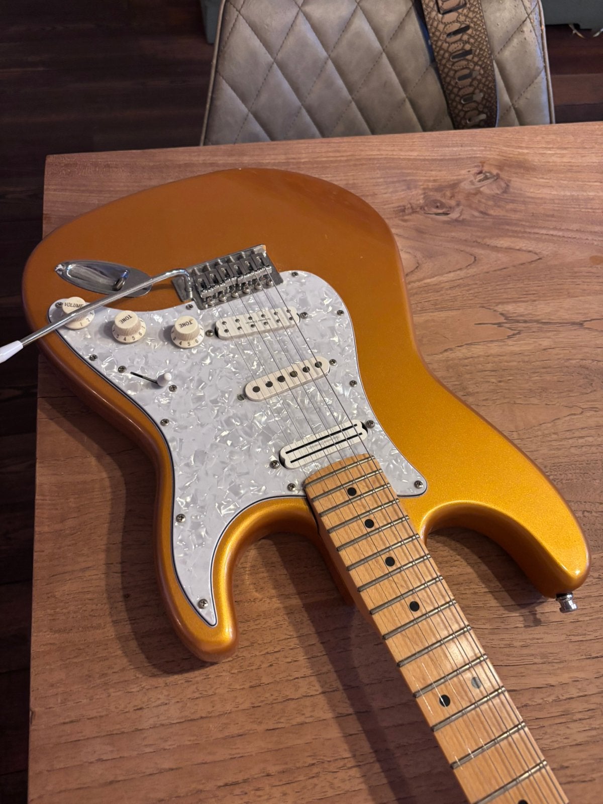 Fender stratocaster Gold edition, Ophalen, Zo goed als nieuw, Solid body, Fender