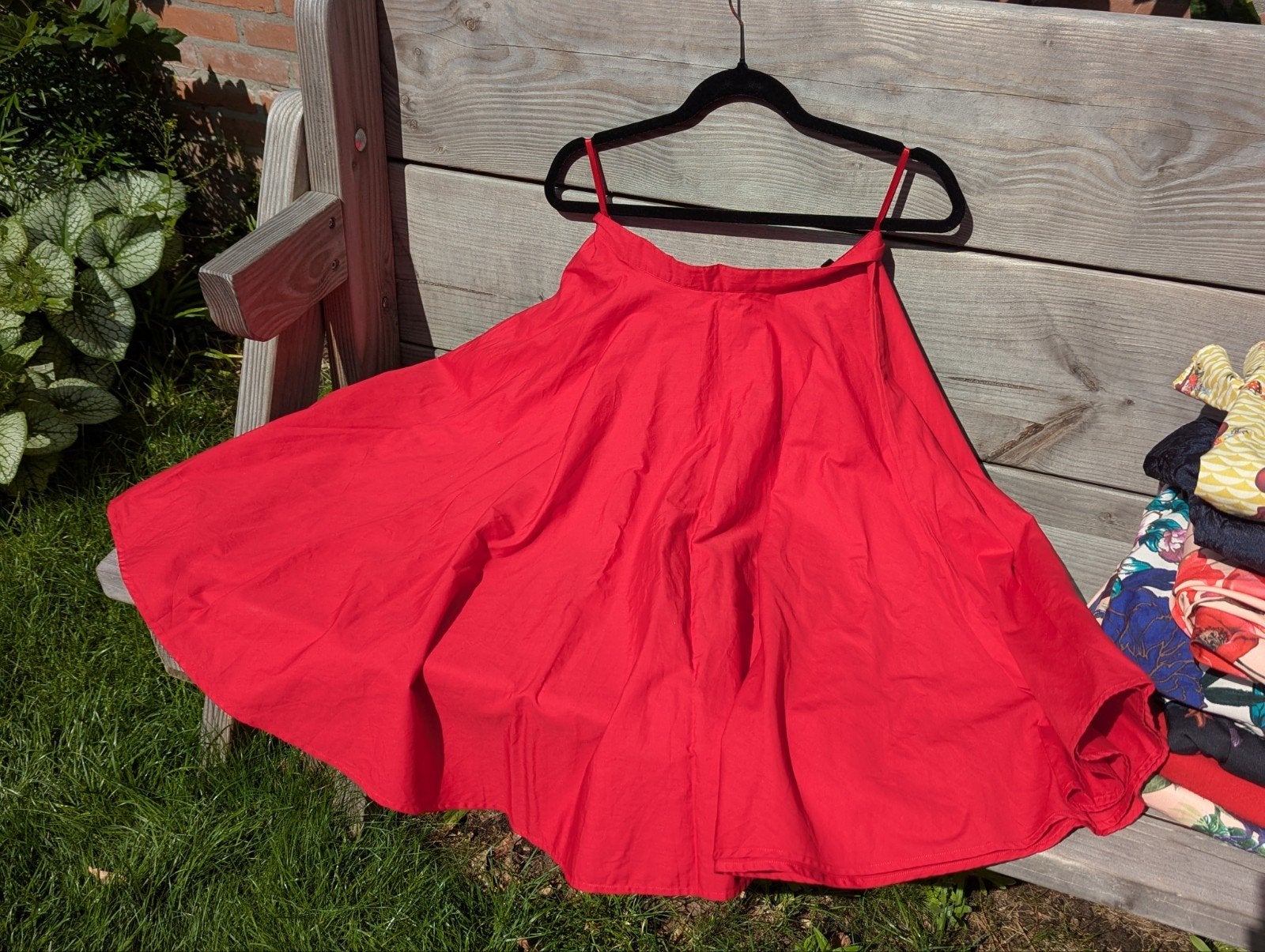 Hell bunny vixen maat S cirkelrok, Kleding | Dames, Rokken, Ophalen of Verzenden, Maat 36 (S), Gedragen, Rood