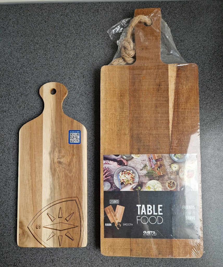 2 NIEUWE SERVEERPLANKEN, IJSCOUPE , NIEUWE CHAMPAGNE GLAZEN, Snij-/serveerplank, Nieuw, Gusta, Ophalen of Verzenden
