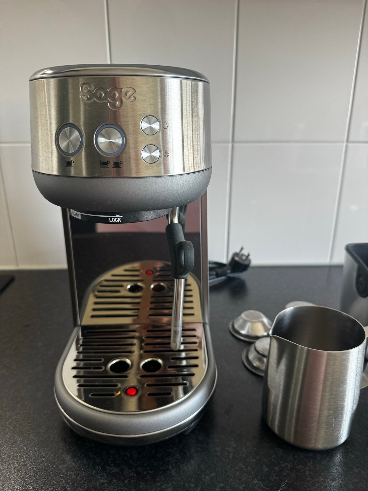 Sage Bambino Espressomachine met accessoires, Afneembaar waterreservoir, Espresso apparaat, Gemalen koffie, Ophalen of Verzenden