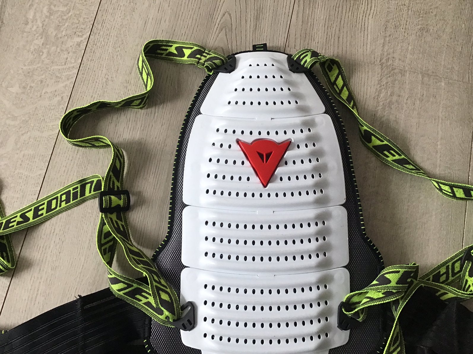 Izgs Backprotector Dainese Action Wave 04 Pro White, Ophalen of Verzenden, Izgs Backprotector Dainese Action Wave 04 Pro White
