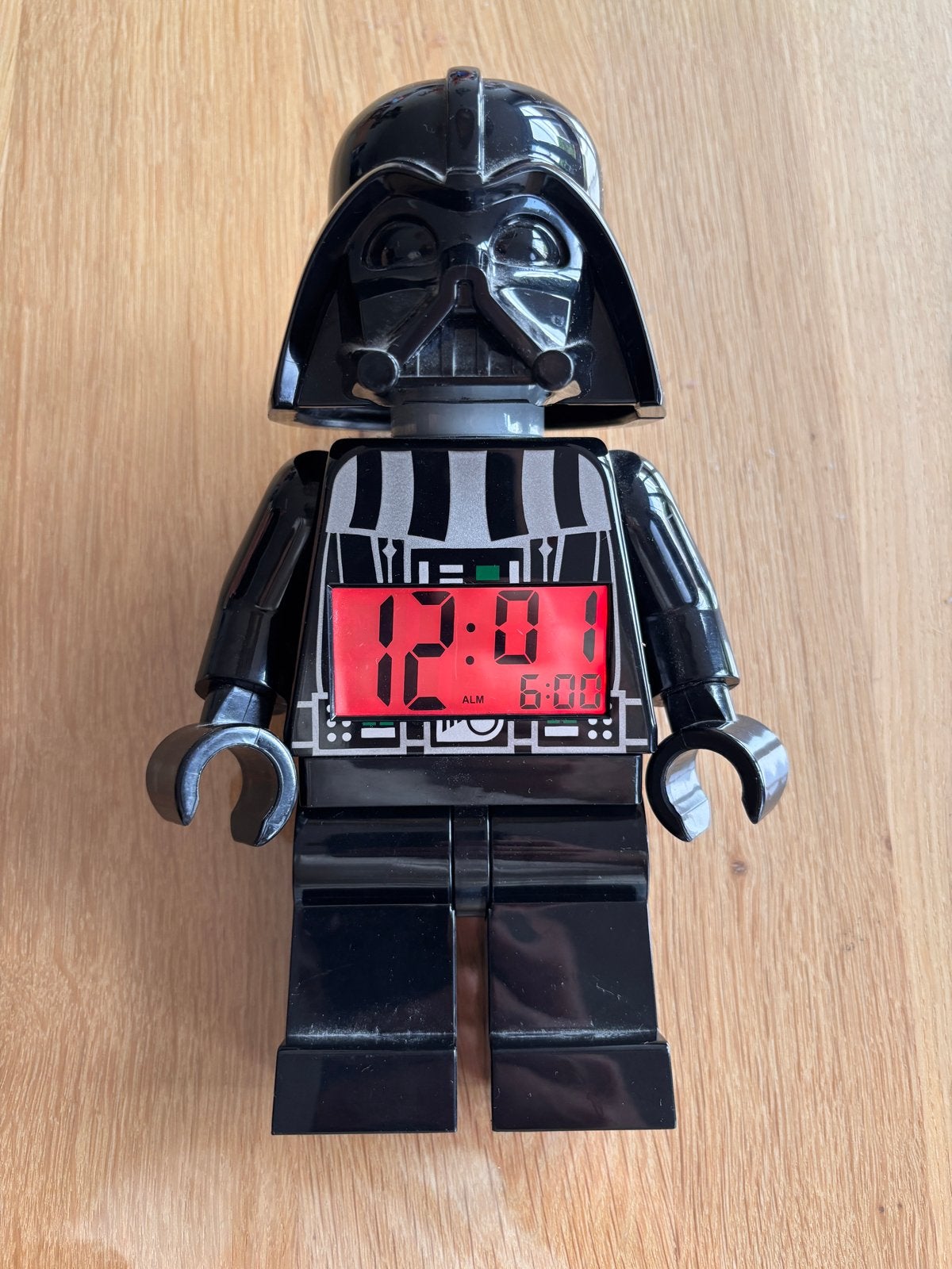 Lego Star Wars Darth Vader Wekker - Digitale Klok, Gebruikt, Werkt op batterijen, Ophalen of Verzenden, Digitaal
