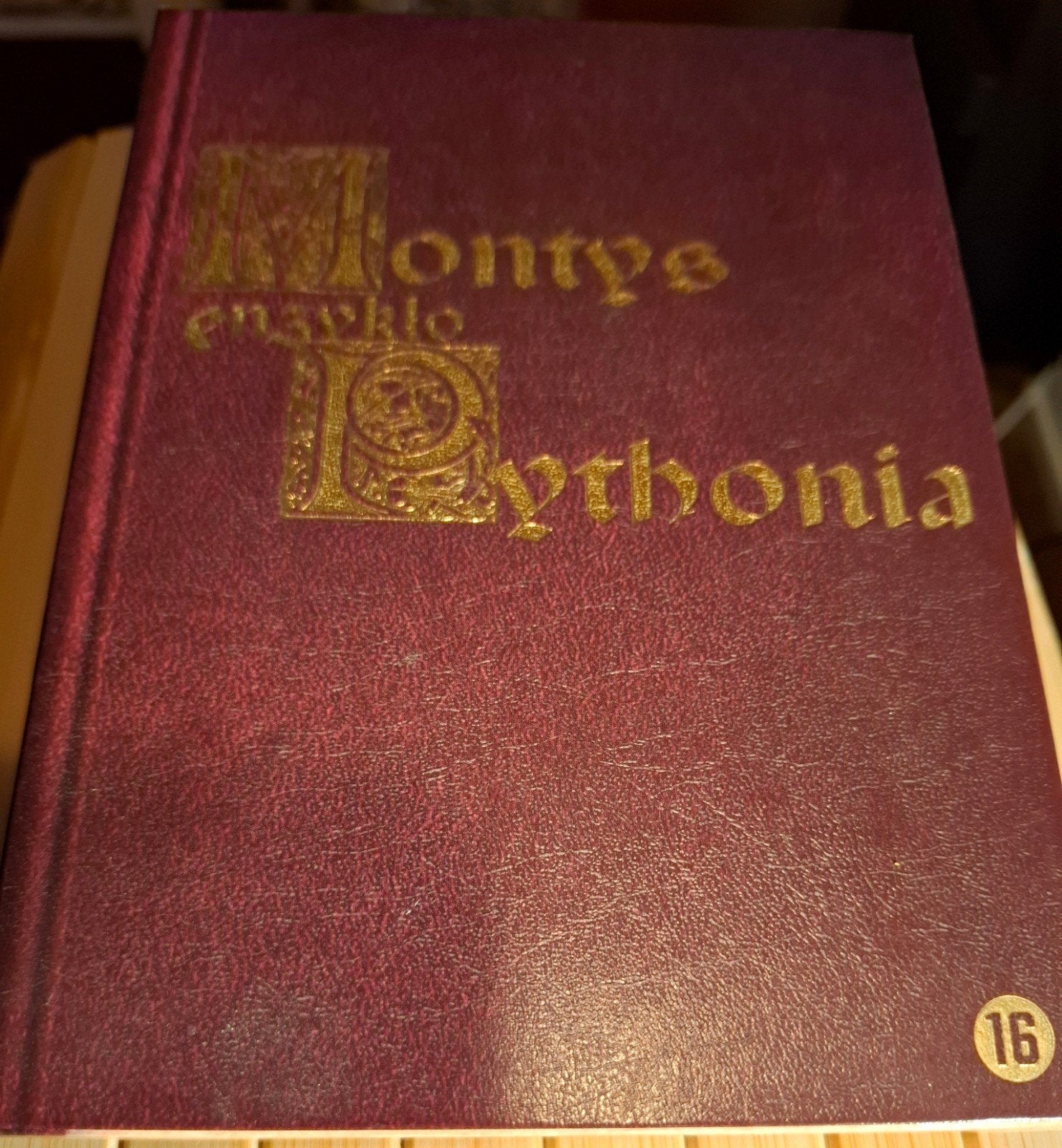 Monty Python - Enzyklo Pythonia [DVD Box Set], Vanaf 16 jaar, Verzenden, Zo goed als nieuw, Britse komedie