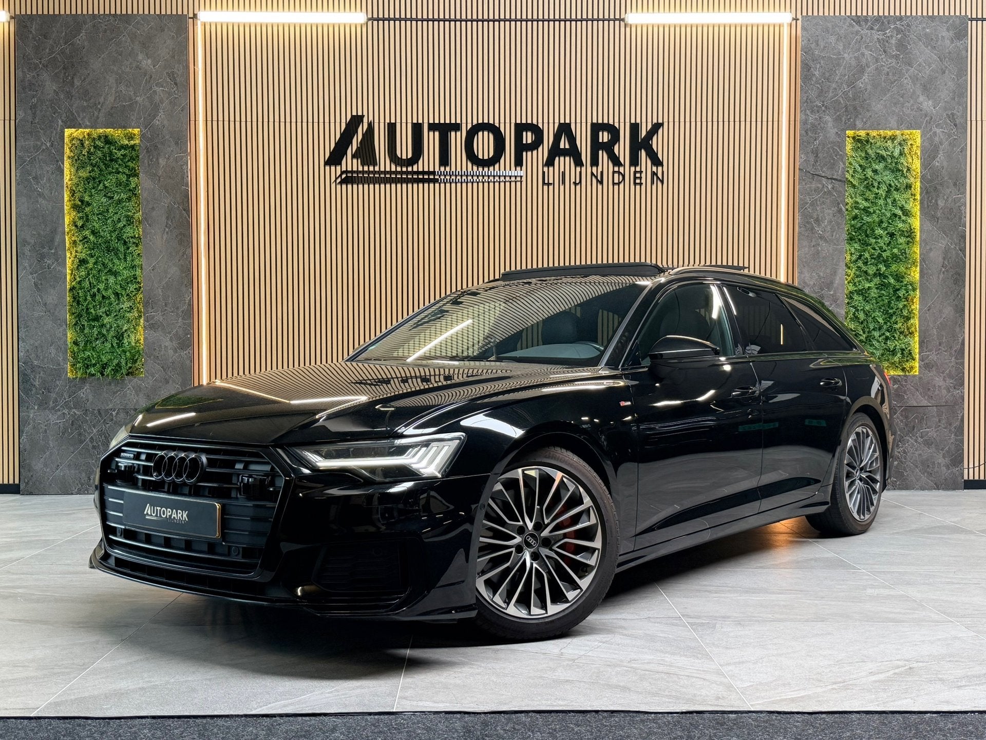 Audi A6 Avant 55 TFSI e quattro Competition 3x S-LINE|PANO|M, Automaat, Gebruikt, 4 cilinders, Zwart