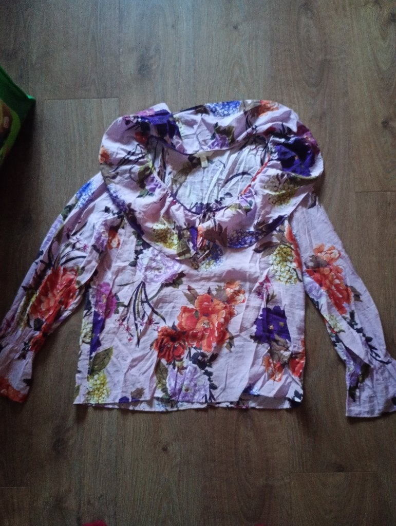 Mooie nieuwe fleurige blouse mt M, Maat 38/40 (M), H&M, Paars, Nieuw