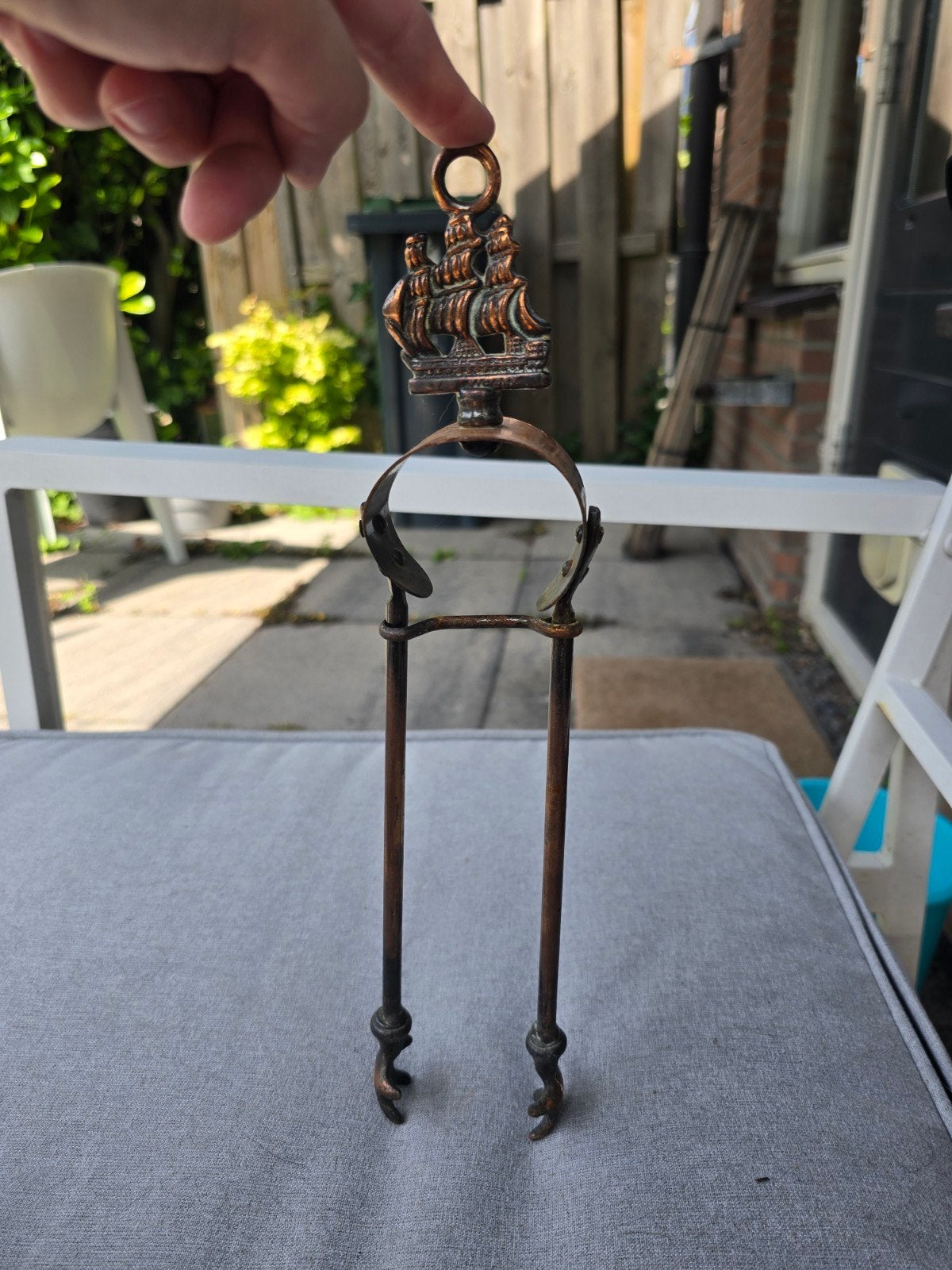 Vintage / antieke haardtang van koper, Ophalen of Verzenden, Koper
