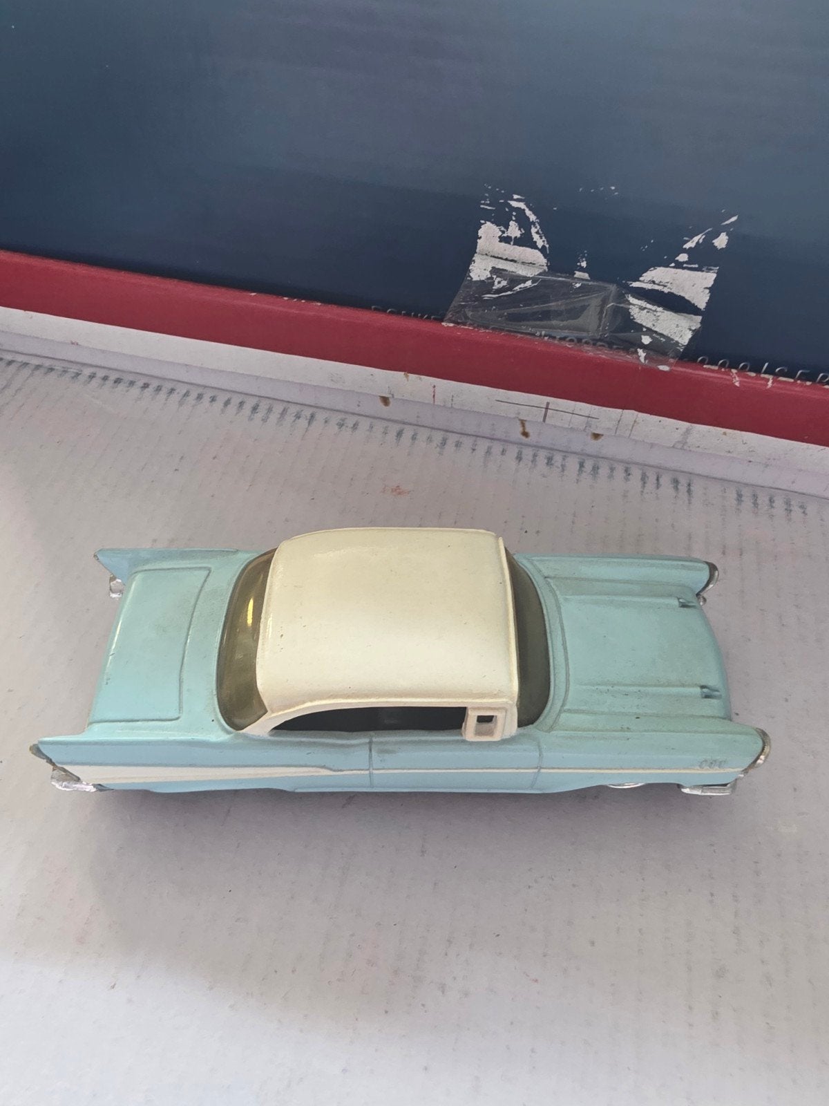 Vintage ERTL 1957 Chevrolet Two-Door Hard Top Modelauto, Hobby en Vrije tijd, Modelbouw | Auto's en Voertuigen, Overige merken