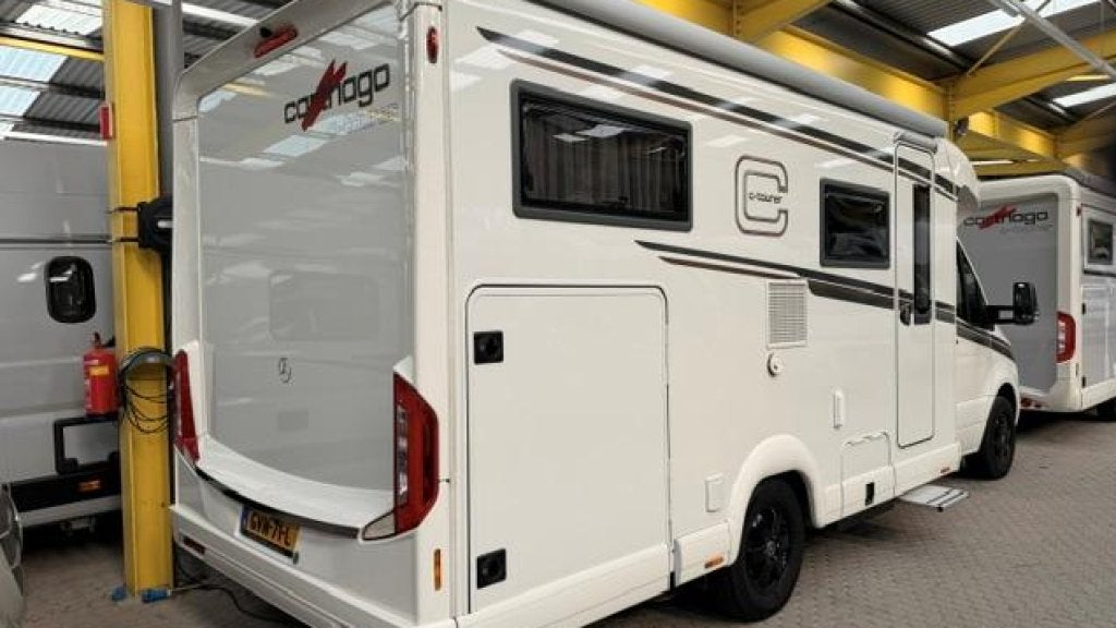 Carthago C-Tourer T 143 LE ENKELE BEDDEN, LEVELSYST., Caravans en Kamperen, Automaat, ESP-stabiliteitscontrole, Ringverwarming