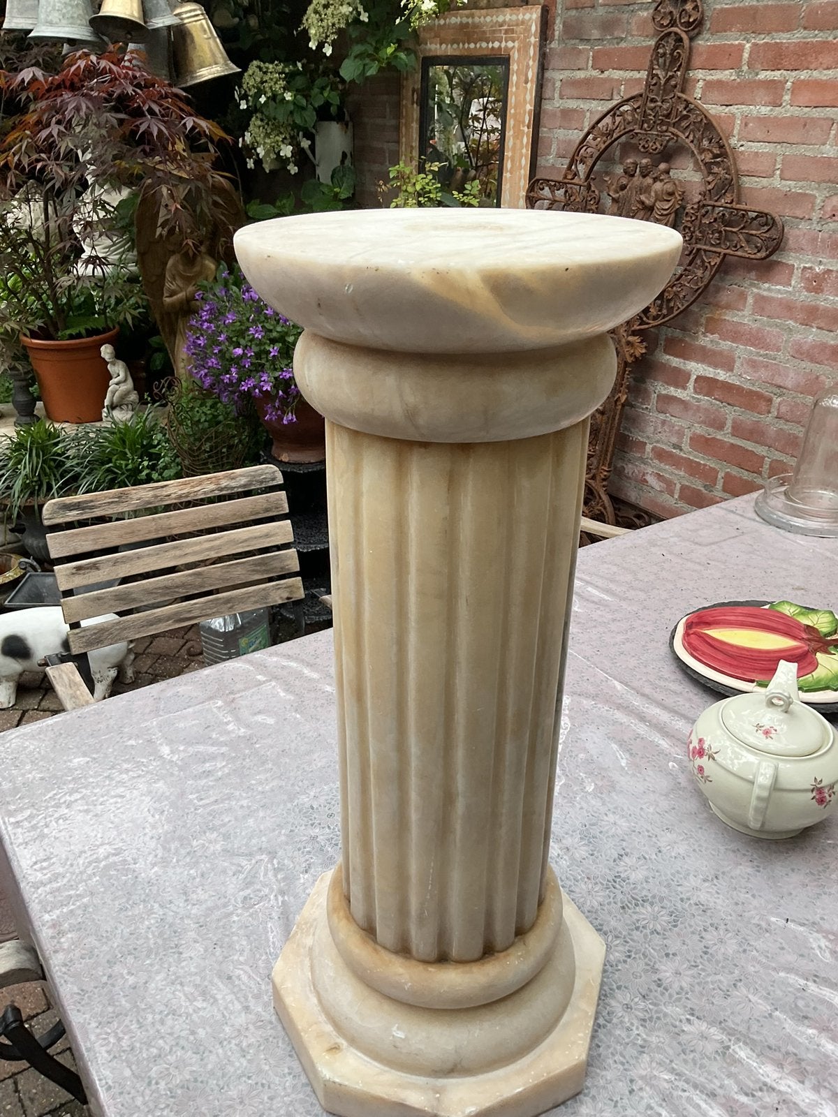Antieke Marmeren Sokkel / Plantenstandaard, Ophalen
