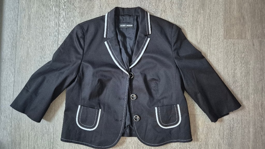 Gerry Weber Zwart Colbertjasje met Witte Details L/XL, Zwart, Maat 46/48 (XL) of groter, Ophalen of Verzenden, Zo goed als nieuw