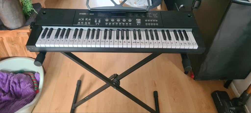 Max music keyboard, Overige merken, 61 toetsen, Ophalen of Verzenden, Zo goed als nieuw