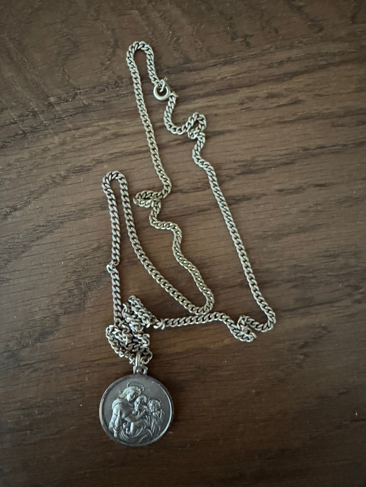 Vintage ketting met medaillon - Zilverkleurig, Ophalen of Verzenden, Gebruikt, Zilver, Overige materialen