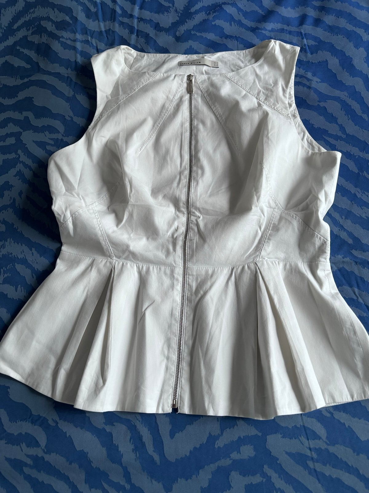 Karin Millen witte blouse met zilveren rits, maat 38, Ophalen of Verzenden, Zo goed als nieuw, Maat 38/40 (M), Wit