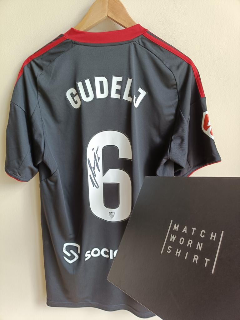 Nemanja Gudelj, Sevilla FC - Match issued en gesigneerd, Sport en Fitness, Voetbal, Maat L, Ophalen, Zo goed als nieuw, Shirt