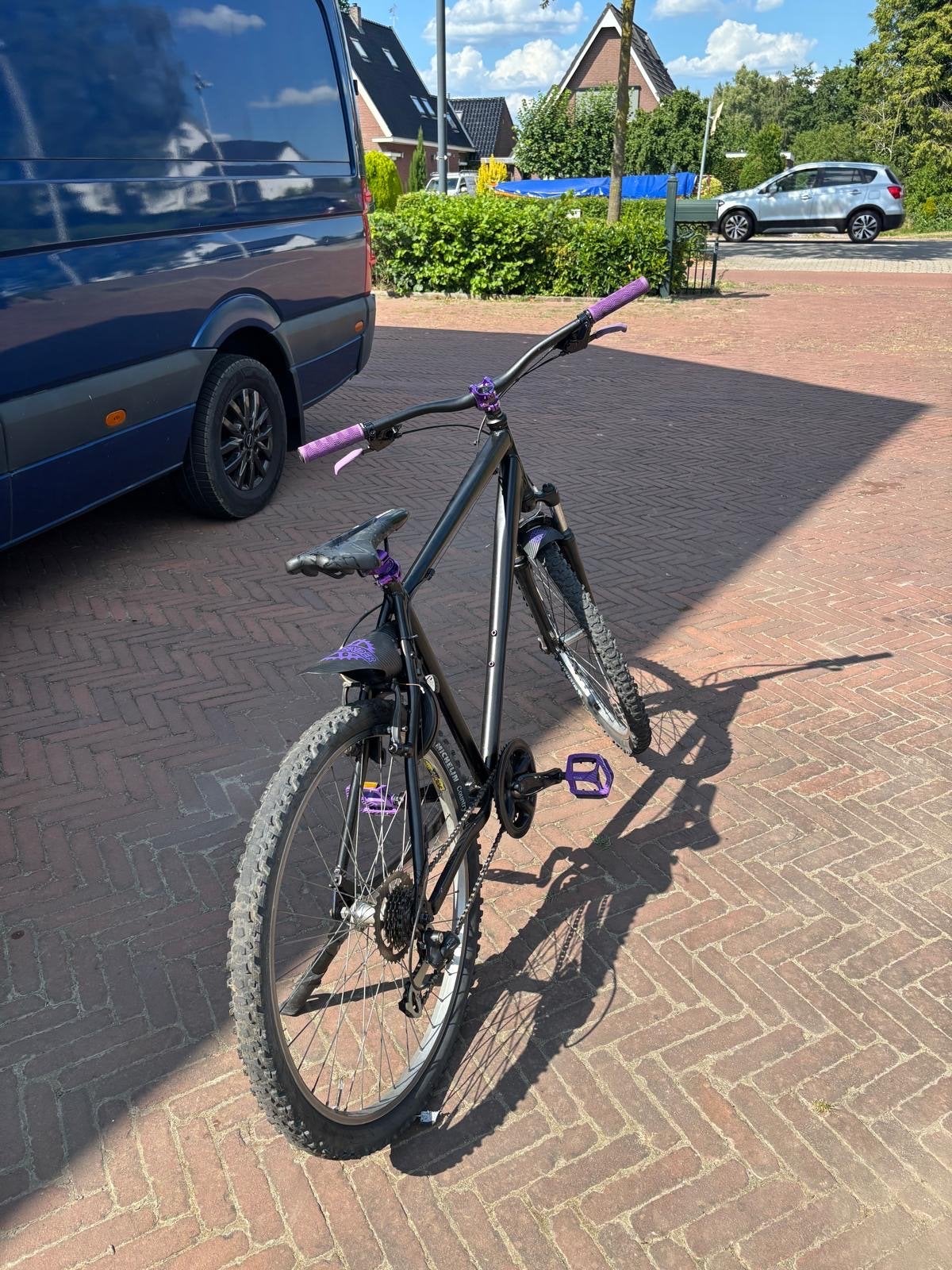 Mountainbike met defect schakelmechanisme, Gebruikt, Hardtail, Velgrem, Ophalen