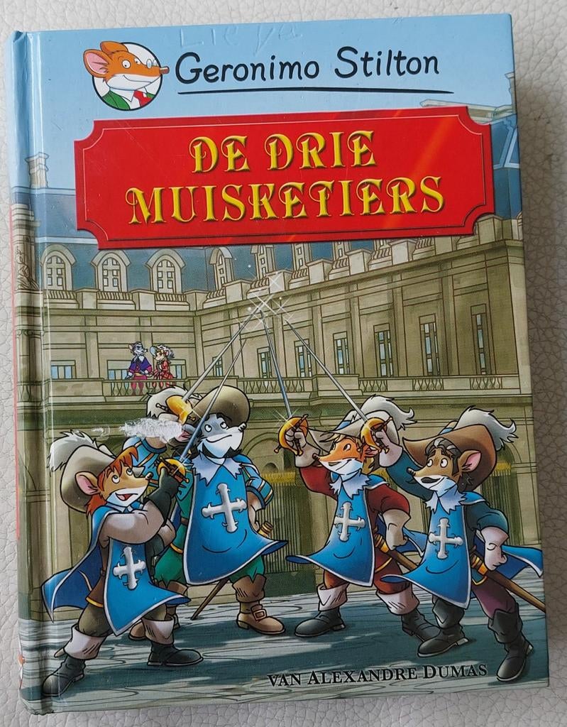 Geronimo Stilton: De Drie Muisketiers, Ophalen of Verzenden, Zo goed als nieuw, Alexandre Dumas, Fictie algemeen