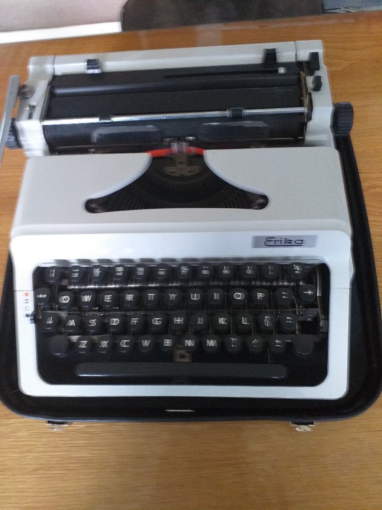 Typemachine, Diversen, Typemachines, Ophalen, Zo goed als nieuw