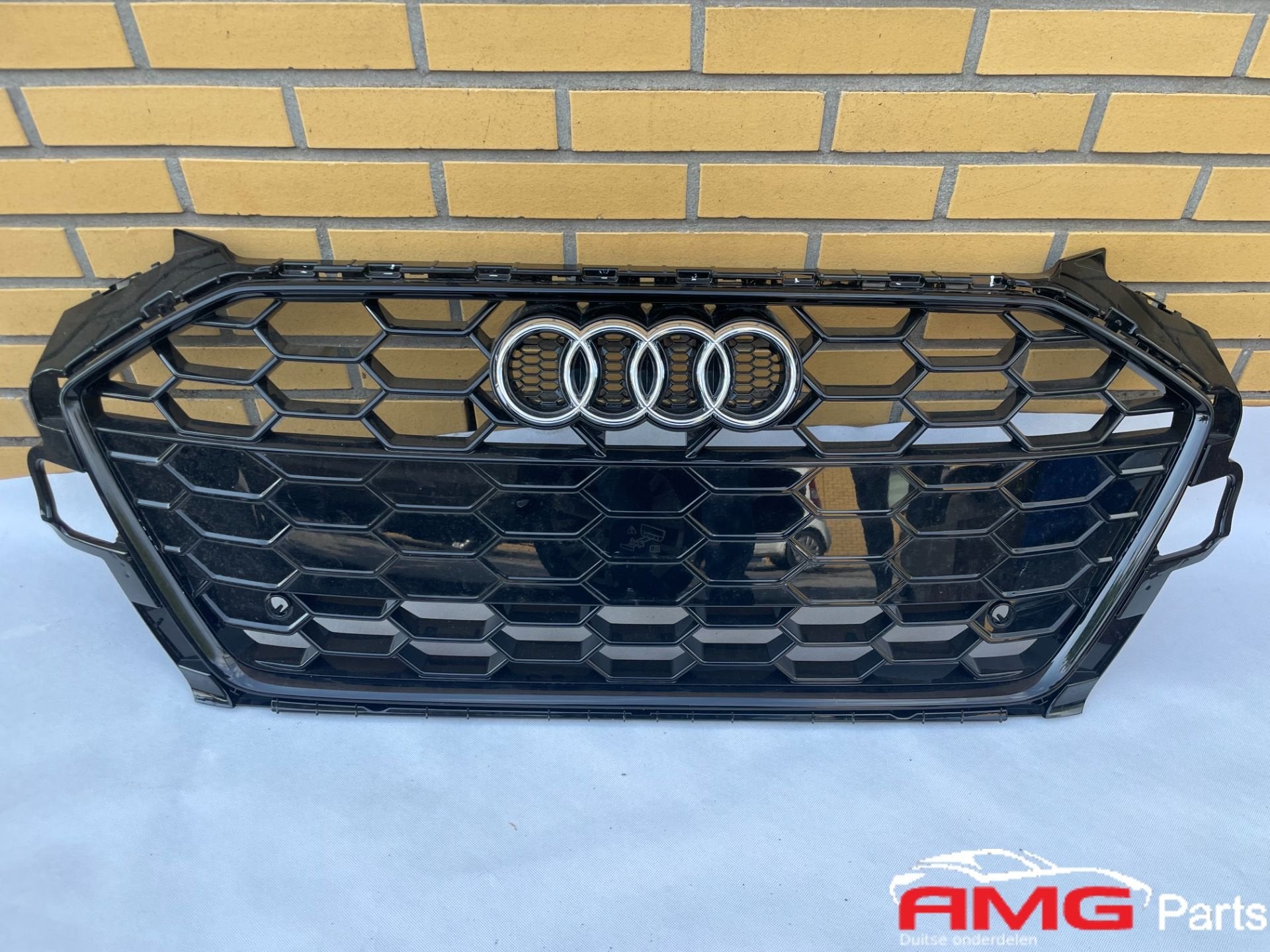 Audi A4 B9 8W S Line Chrom Grille ORIGINEEL 8W0853651 EB, AUDI AG, Kundenbetreuung@audi.de, Nieuw, Auto-Union-Strasse 1
85045  Ingolstadt, DE
