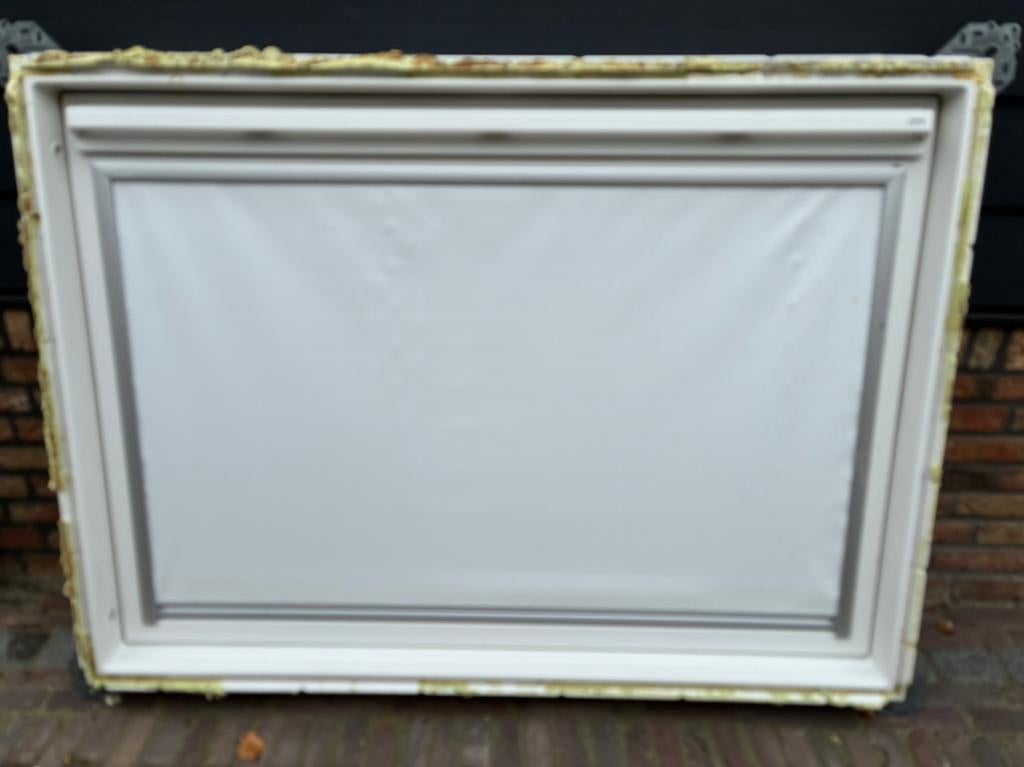 VELUX 98x134 kunststof dakraam tuimelraam zolderraam, Ophalen of Verzenden, Zo goed als nieuw