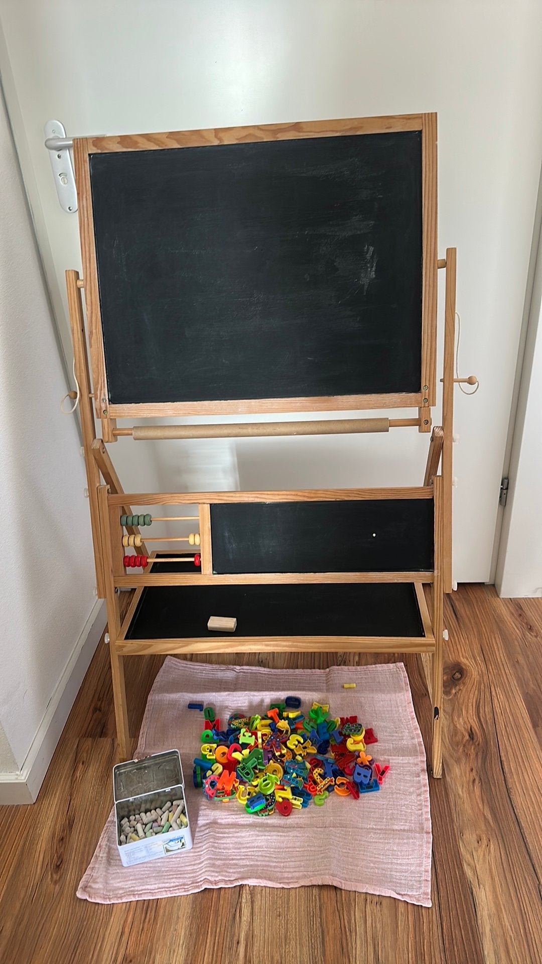 Tekenbord Schoolbord hout staand met magneetbord en magneten, Diversen, Schoolborden, Ophalen, Krijtbord