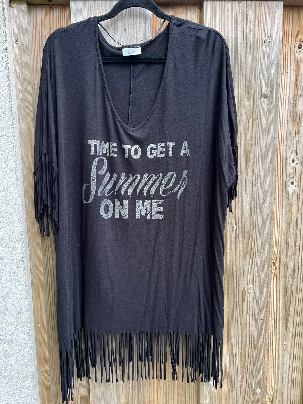 Zwart shirt met franjes en tekst - Yessica C&A, Ophalen of Verzenden, Gedragen, Zwart