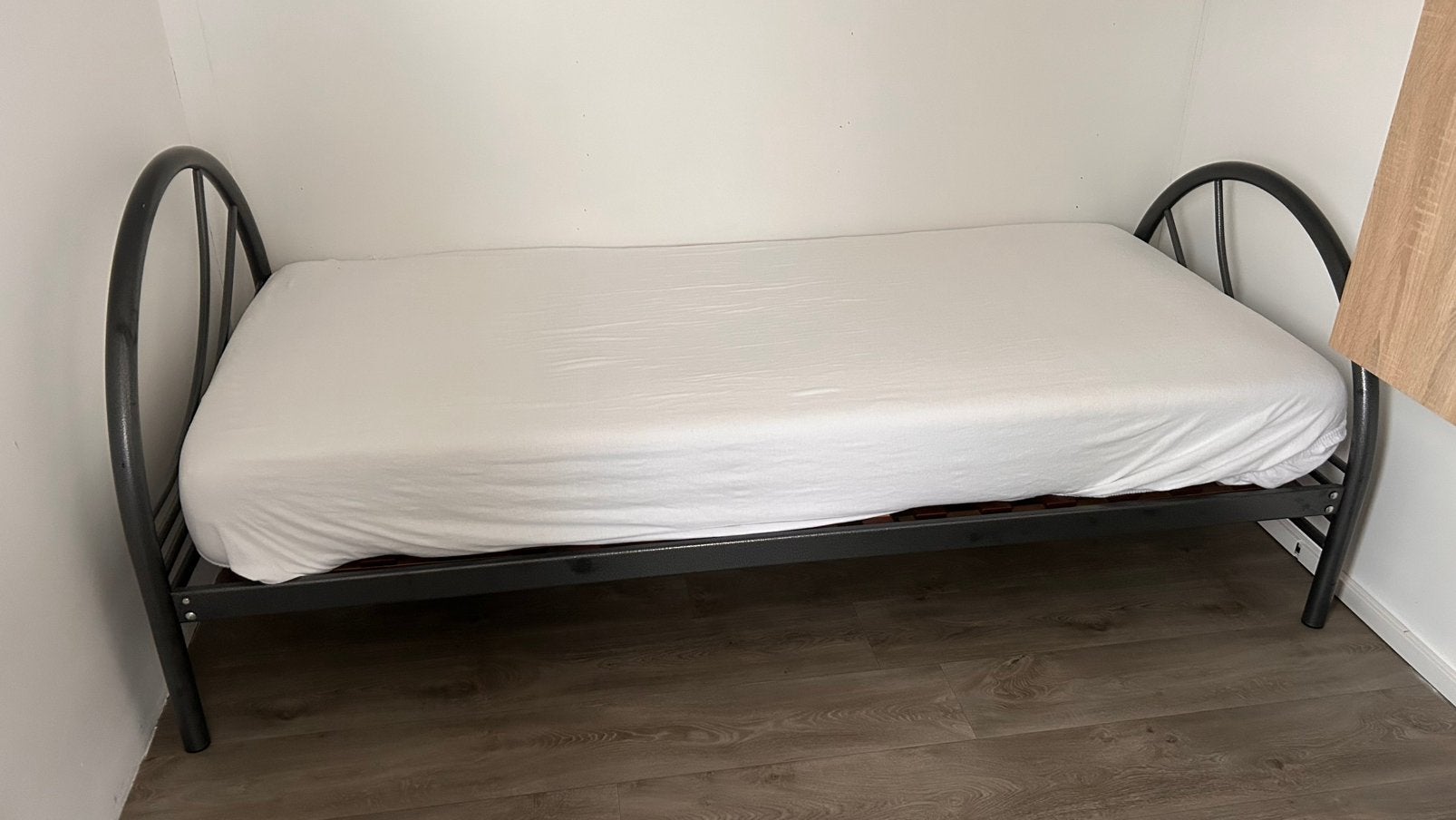 Bed 90x200, Huis en Inrichting, Ophalen, Zo goed als nieuw, Eenpersoons, 90 cm