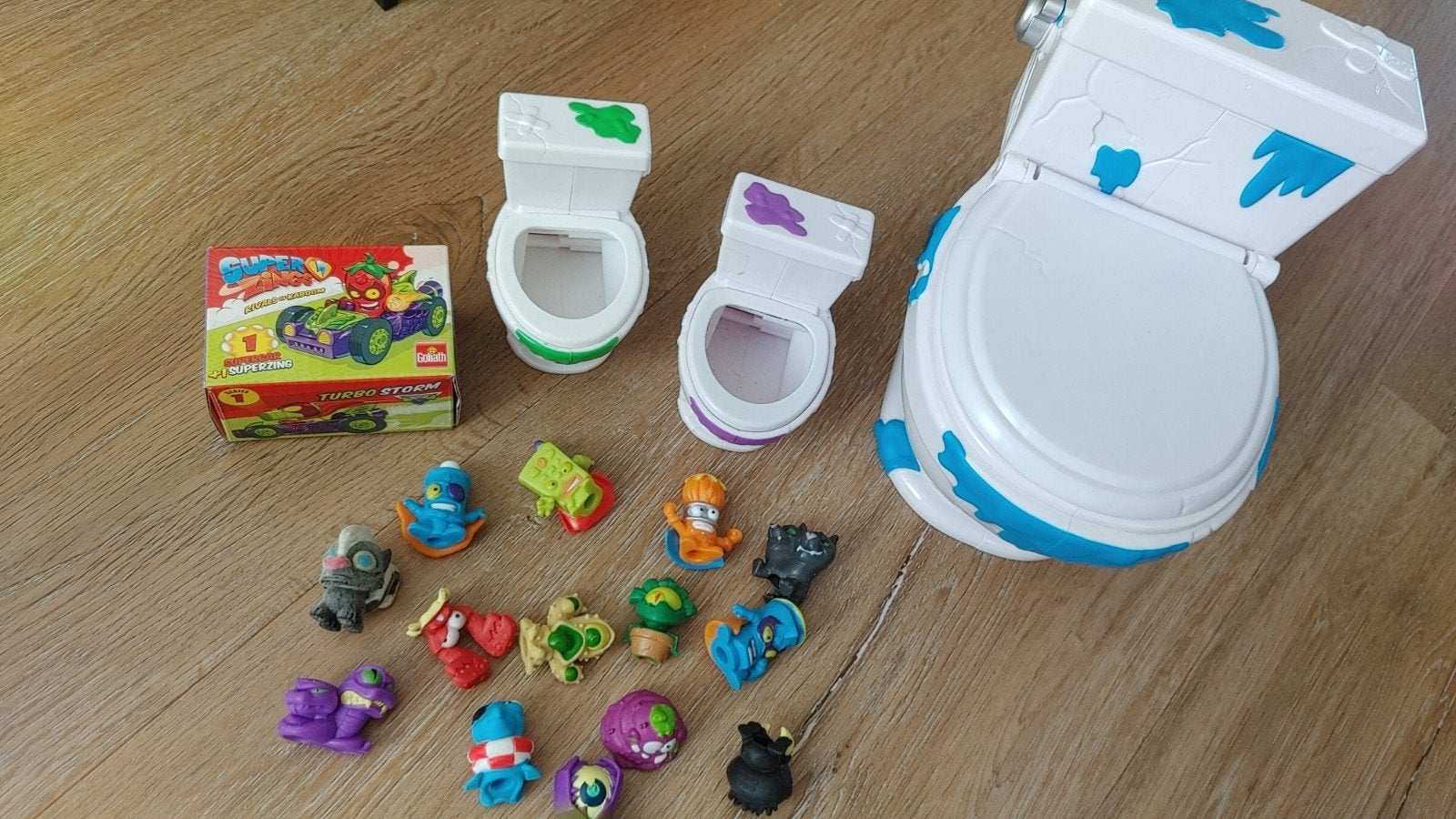 Flush Force Toilet speelset met minifigs en toiletten, Ophalen of Verzenden, Gebruikt, Jongen of Meisje