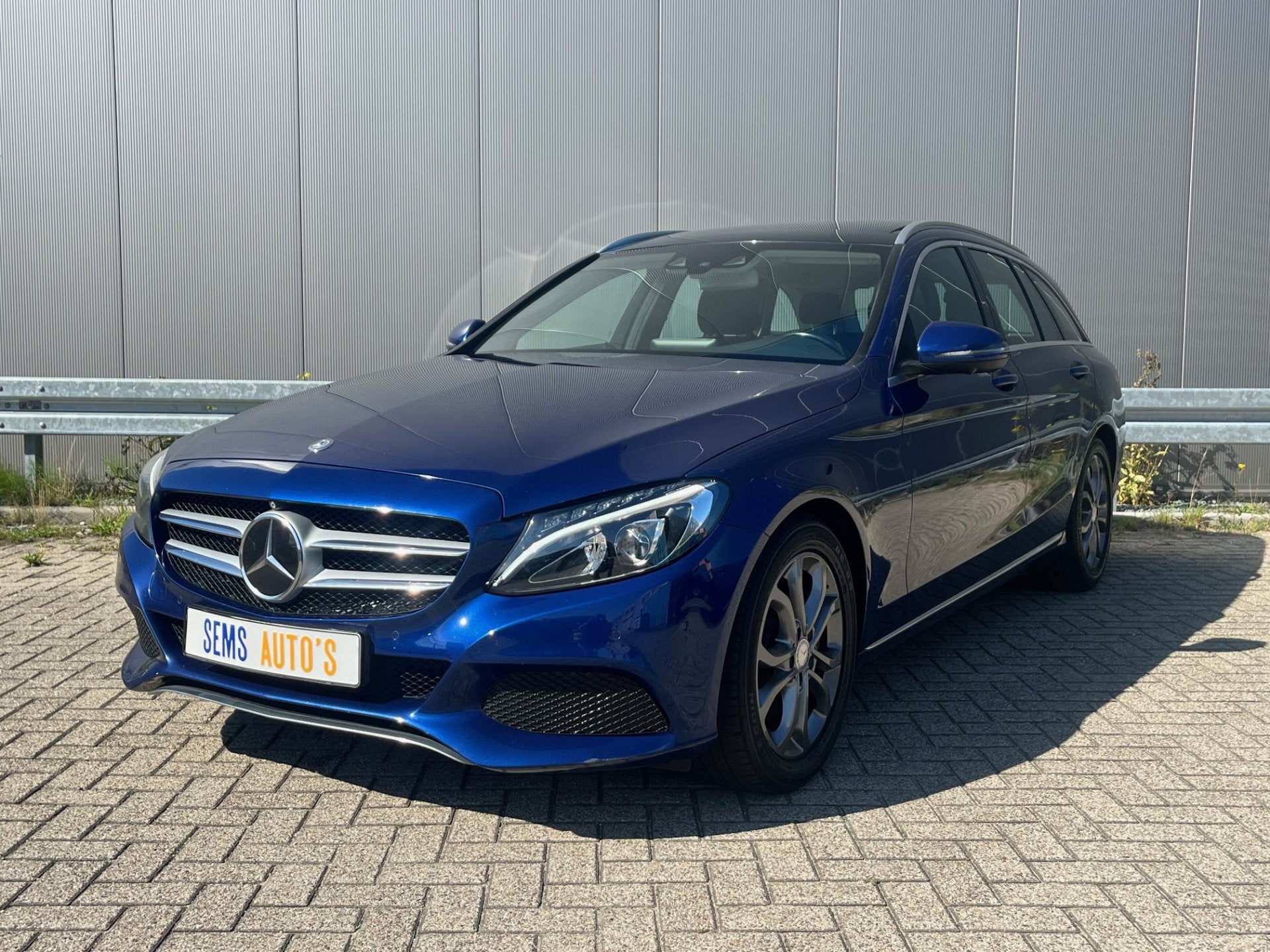 Mercedes-Benz C-Klasse Estate 300 CDI HYBRID 360 camera / Pa, Auto's, Automaat, Achterwielaandrijving, Gebruikt, Blauw