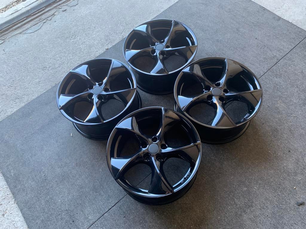 18 inch zwarte nieuw opgemaakte stoere set ! 5x110, Auto-onderdelen, Banden en Velgen, Ophalen, Nieuw, 18 inch, Velg(en)