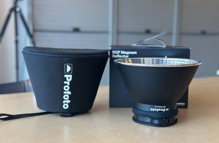 Profoto 100793 OCF Magnum Reflector NIEUW, Audio, Tv en Foto, Support@profoto.com, Profoto Headquarters, Overige typen, Nieuw