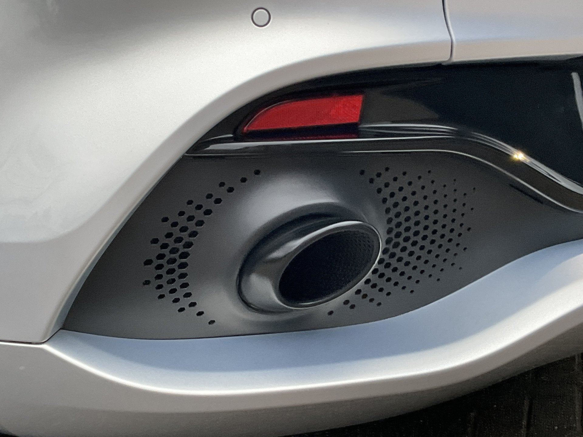 Foto 21 van Aston Martin Dbx 4.0 V8 360 Memory Stoelverw/koeling Sfeer