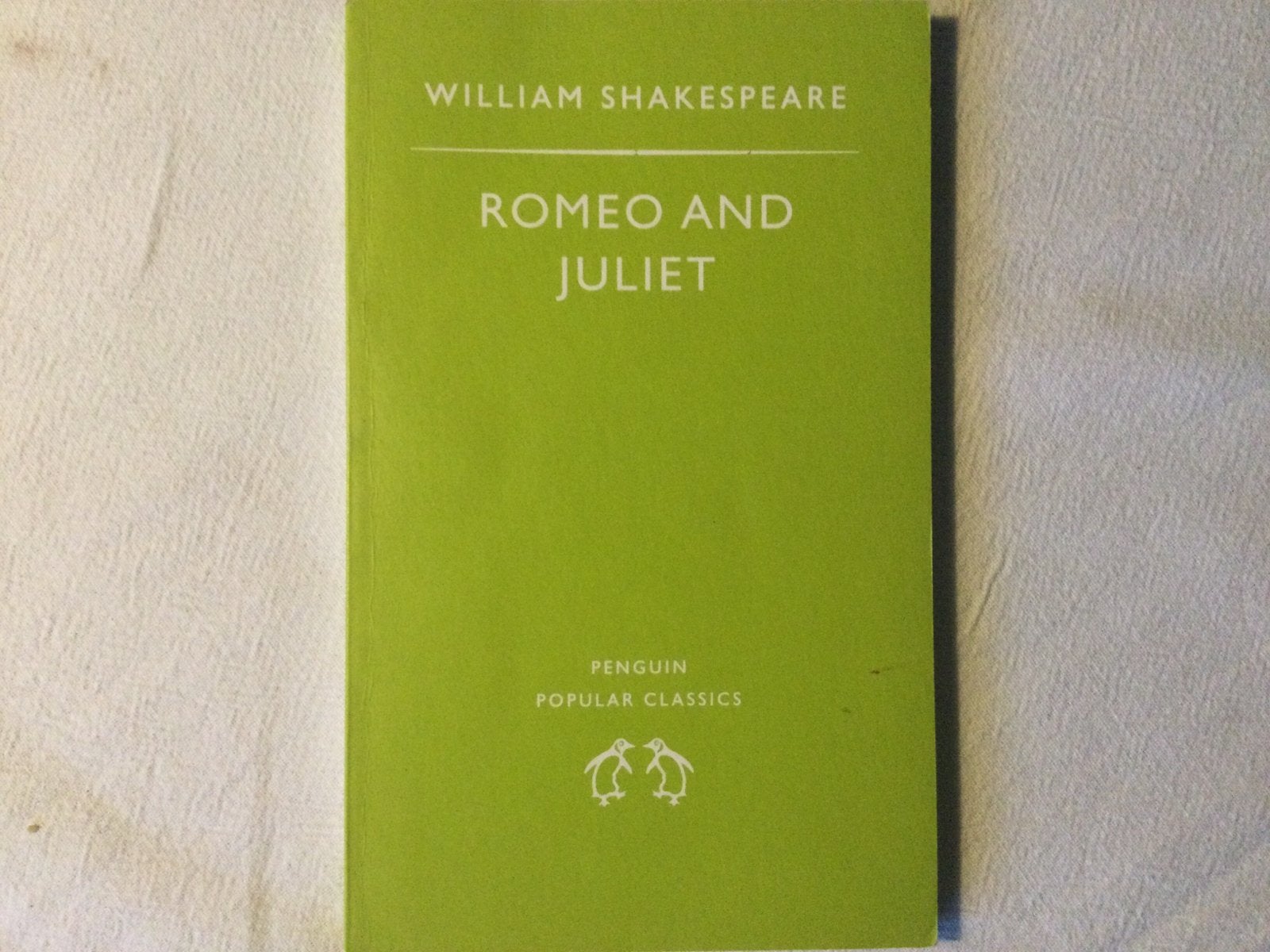 William Shakespeare, Romeo and Juliet, Ophalen of Verzenden, Zo goed als nieuw, William Shakespeare, Fictie