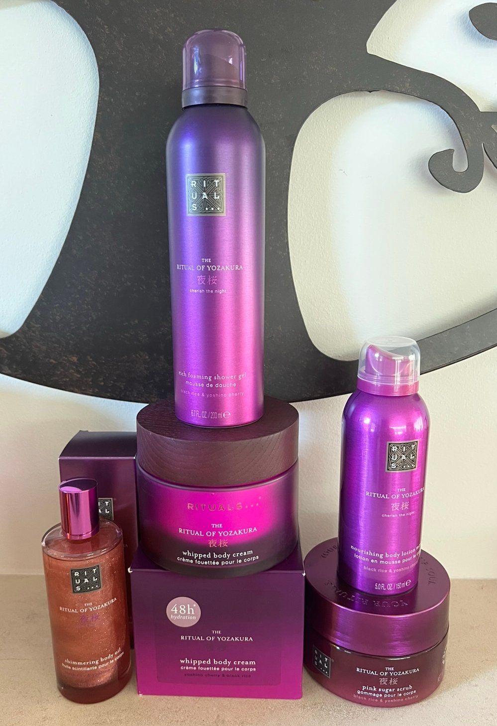 Rituals Yozakura 5 delige set 💜🎁  nieuw!, Sieraden, Tassen en Uiterlijk, Uiterlijk | Lichaamsverzorging, Ophalen of Verzenden