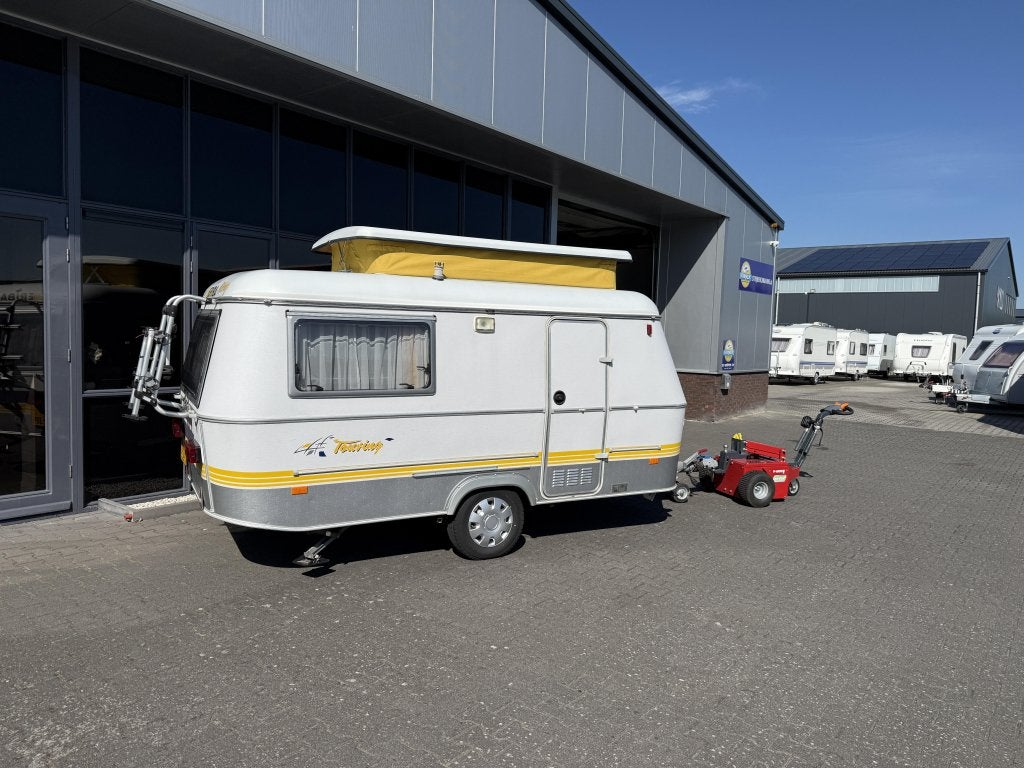 Eriba Touring Triton 418 Bed + XL zit # 4 persoon 1000KG max, Bedrijf, Treinzit, 750 - 1000 kg, Schokbreker