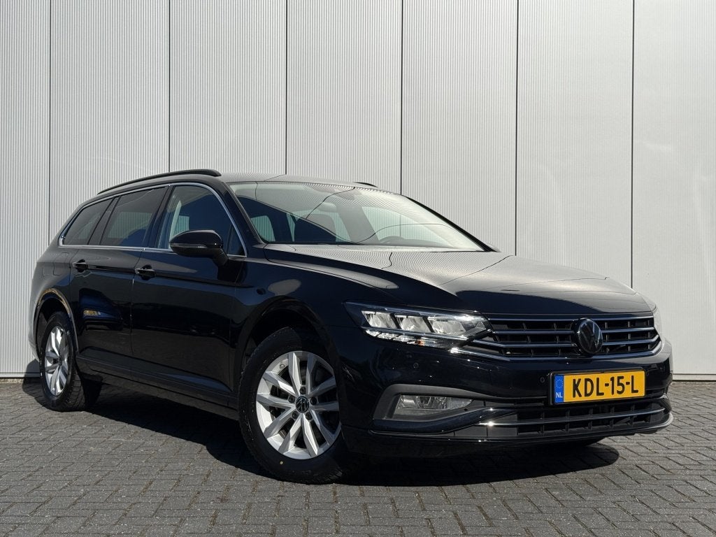 Volkswagen Passat Variant 1.5 TSI Business Carplay Automaat, 12 maanden, Euro 6, 4 cilinders, Zwart