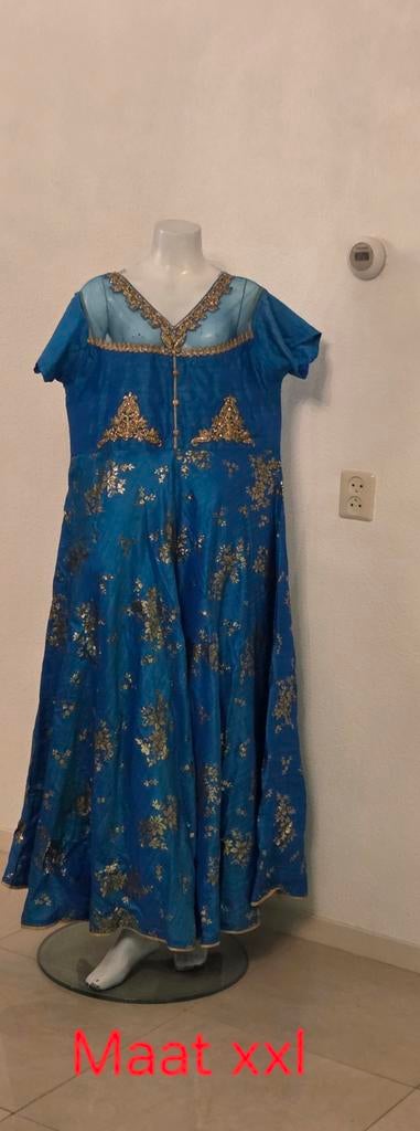 Prachtige indiase jurk/anarkali blauw maat XXL, Blauw, Maat 46/48 (XL) of groter, Ophalen of Verzenden, Onder de knie