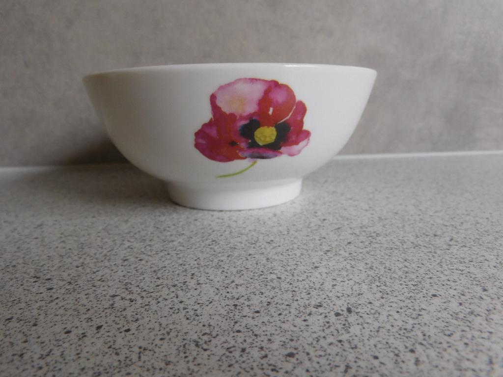 Kom 12 cm. Season Alie Kruse-Kolk, Ophalen of Verzenden, Zo goed als nieuw, Kom(men), Overige stijlen