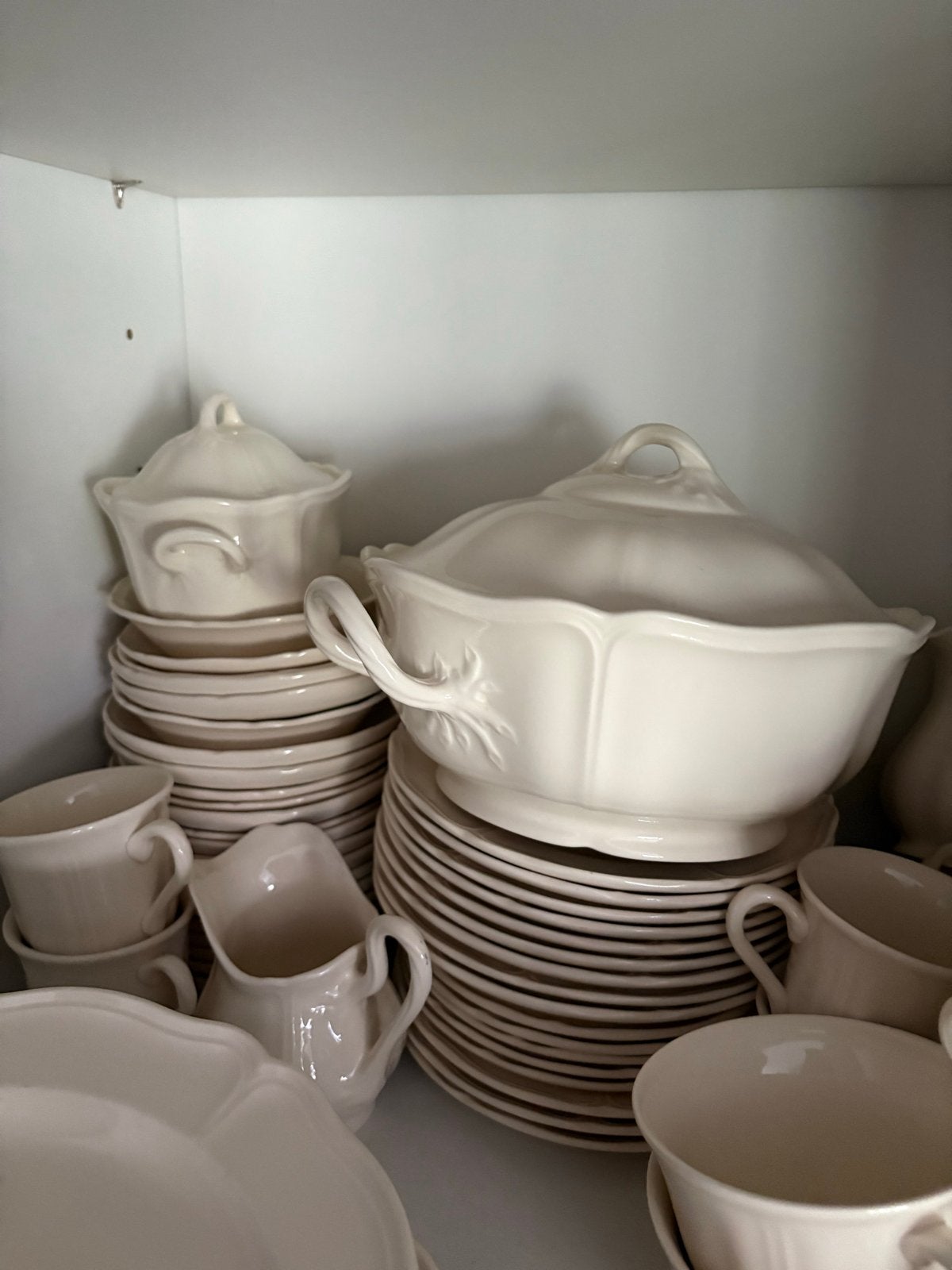 Wedgwood Queen's Plain Servies, Klassiek, Ophalen of Verzenden, Zo goed als nieuw, Wedgwood
