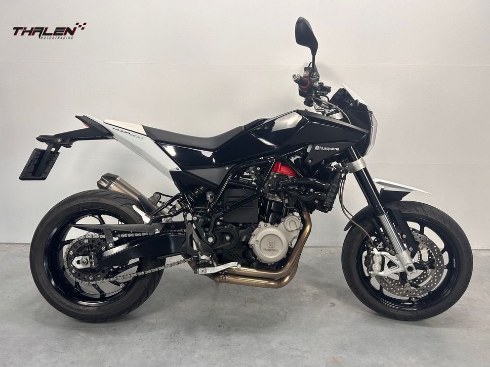 HUSQVARNA NUDA 900 Full Arrow  (bj 2014) km20350, 2 cilinders, 897 cc, Motorrijbewijs A, Bedrijf