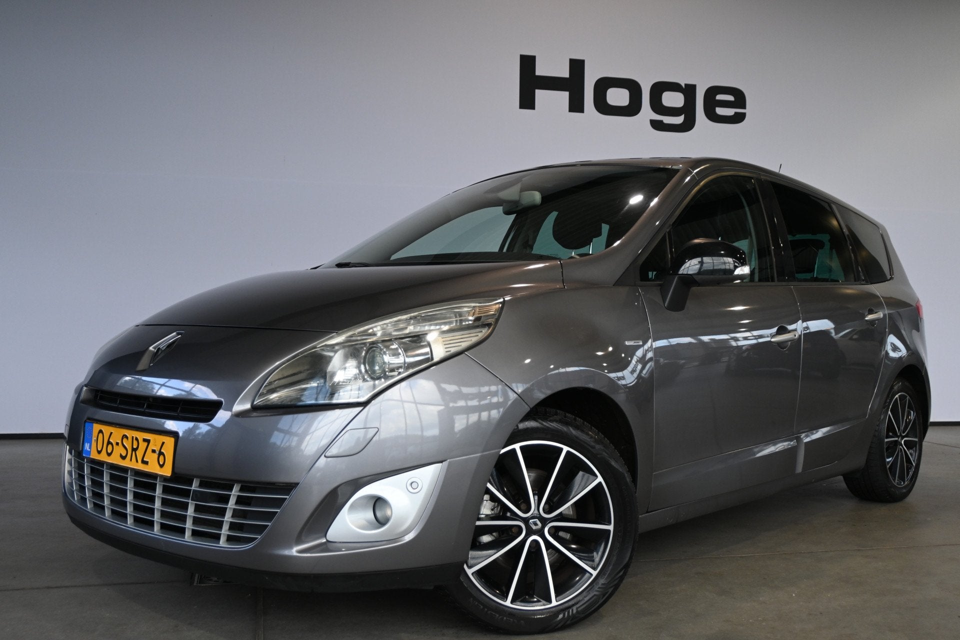 Renault Grand Scénic 2.0 Bose Automaat Clima Cruise Panoram, Euro 5, Gebruikt, Met garantie (alle), Leder en Stof
