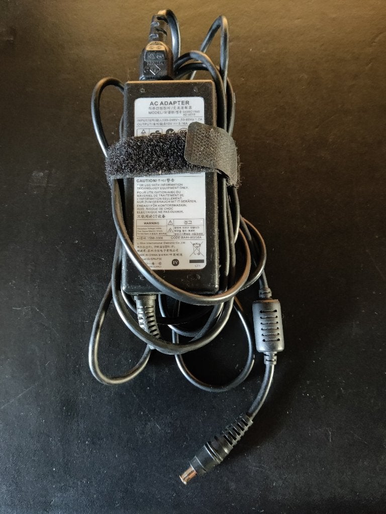 AC Adapter AD-6019 - 19V - 3.16A [V92]  14-10, Ophalen of Verzenden, Zo goed als nieuw
