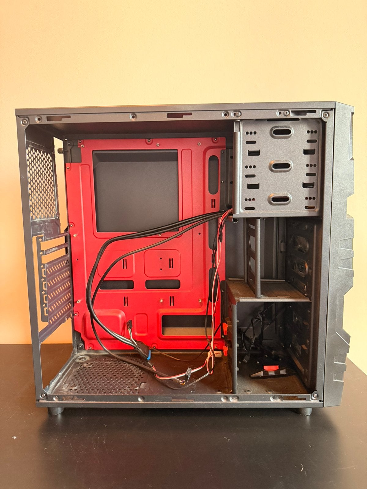Sharkoon computerkast, Computers en Software, Computerbehuizingen, Ophalen, Gebruikt