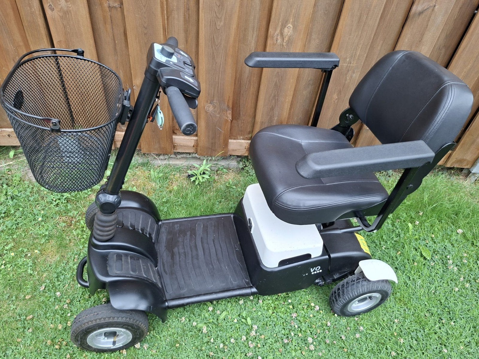 Deelbare scootmobiel, Diversen, Rolstoelen, Gebruikt, Elektrische rolstoel, Ophalen