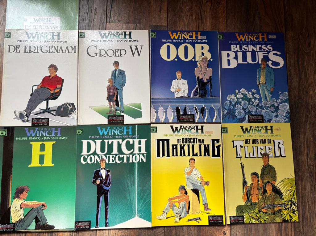 Te koop stripboeken Largo Winch, Boeken, Meerdere stripboeken, Ophalen of Verzenden, Gelezen