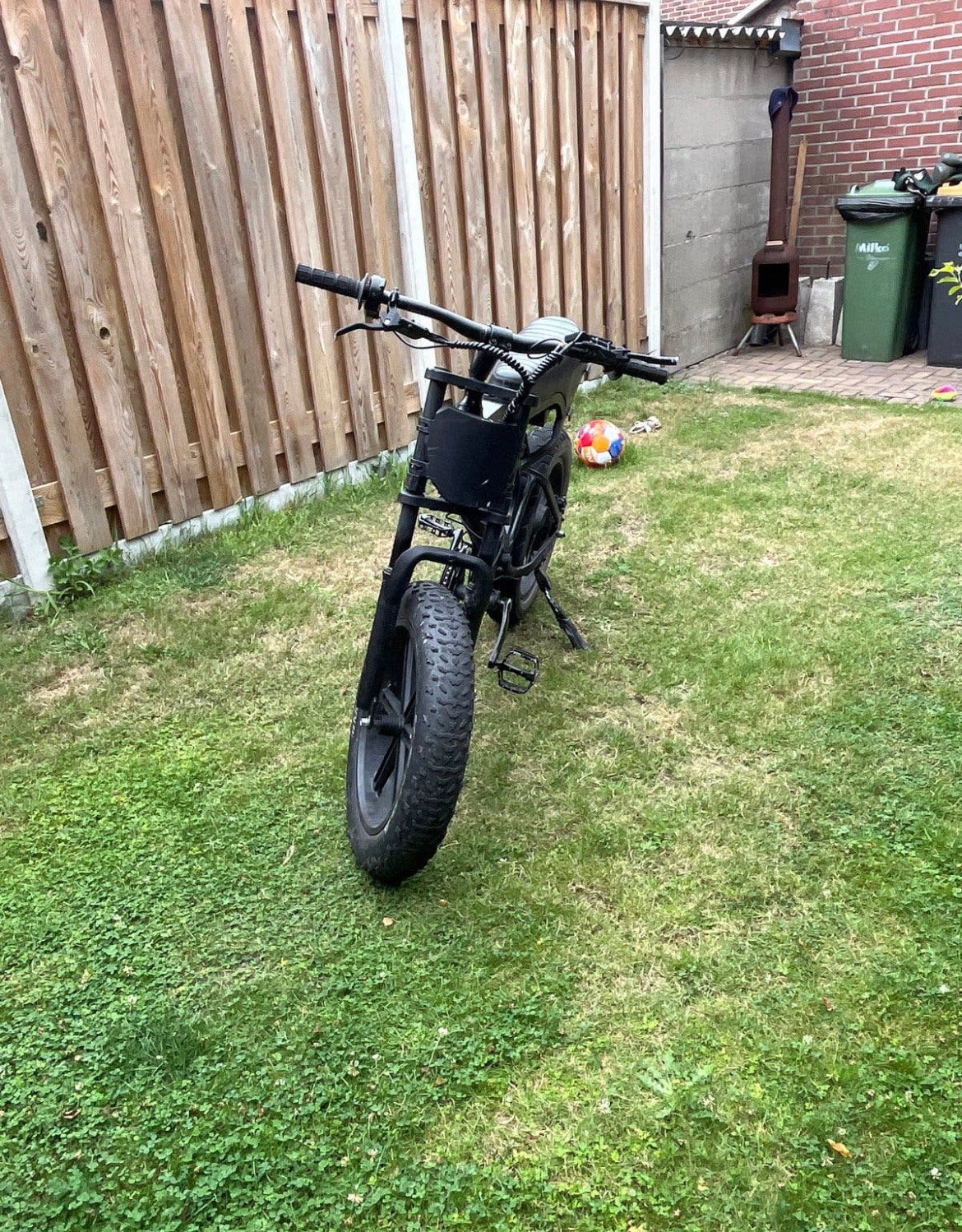Deze custom v20 fatbike .. 400€ VASTE PRIJS, Fietsen en Brommers, Ophalen of Verzenden, Zo goed als nieuw, Overige merken