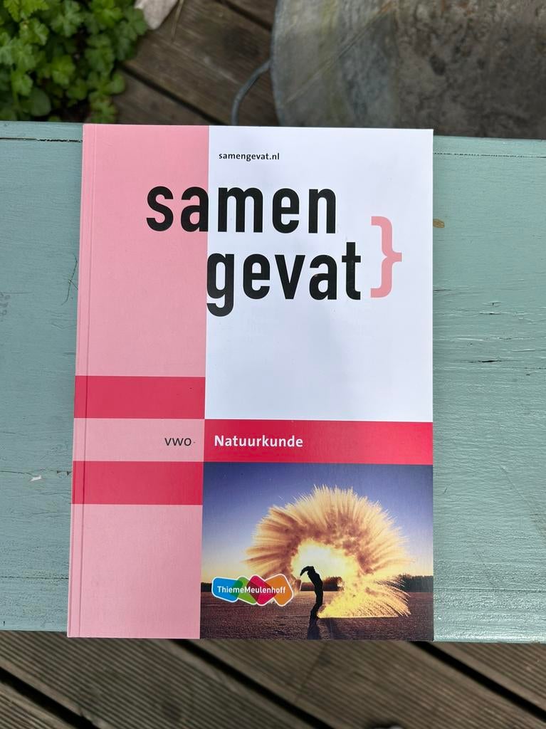 Samengevat Natuurkunde vwo, Ophalen of Verzenden, Zo goed als nieuw, VWO, Natuurkunde